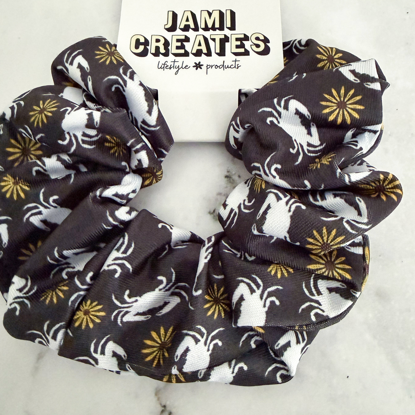 Maryland Flower Scrunchie