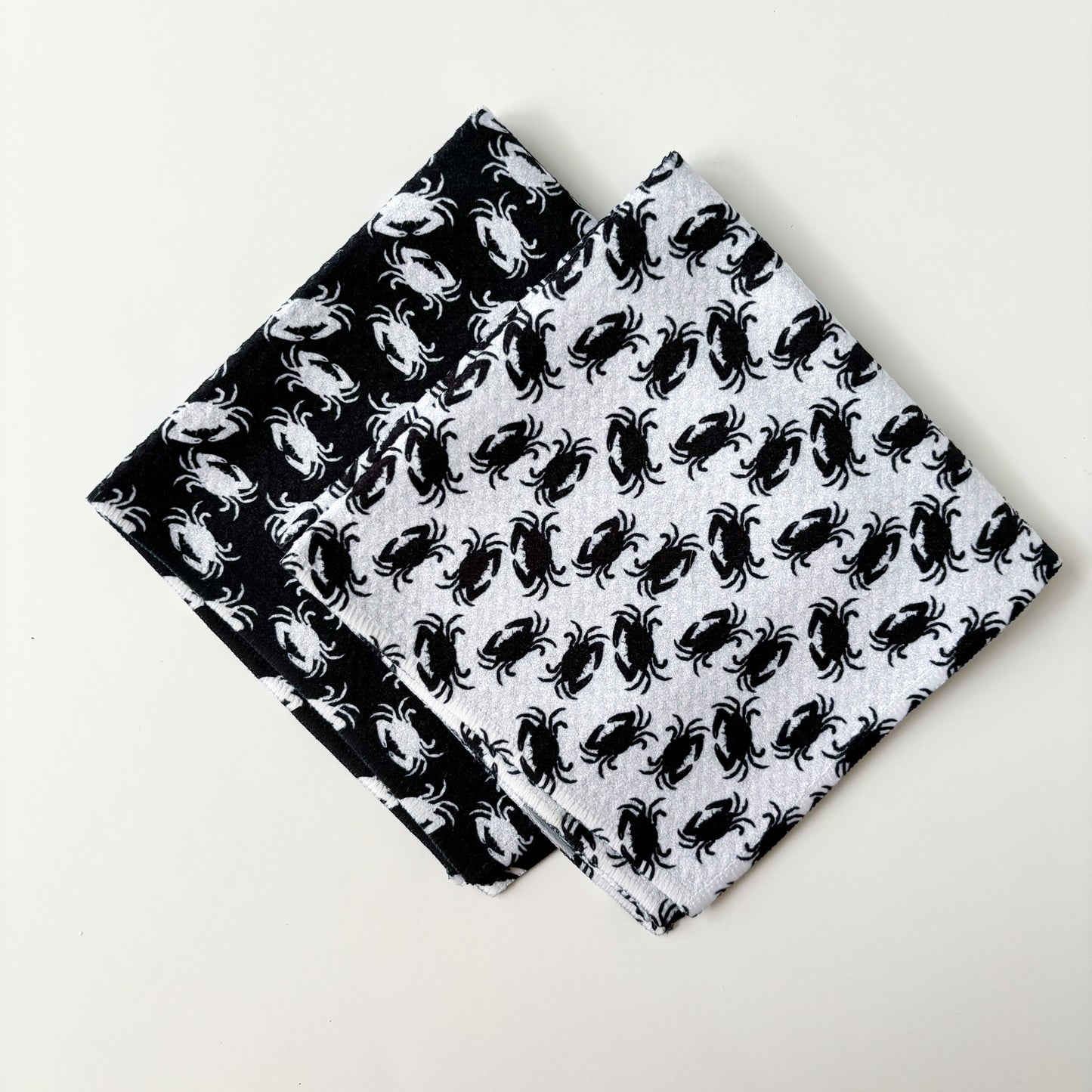 Black and White Maryland Crab Patterned Waffle Kitchen Dish Cloths