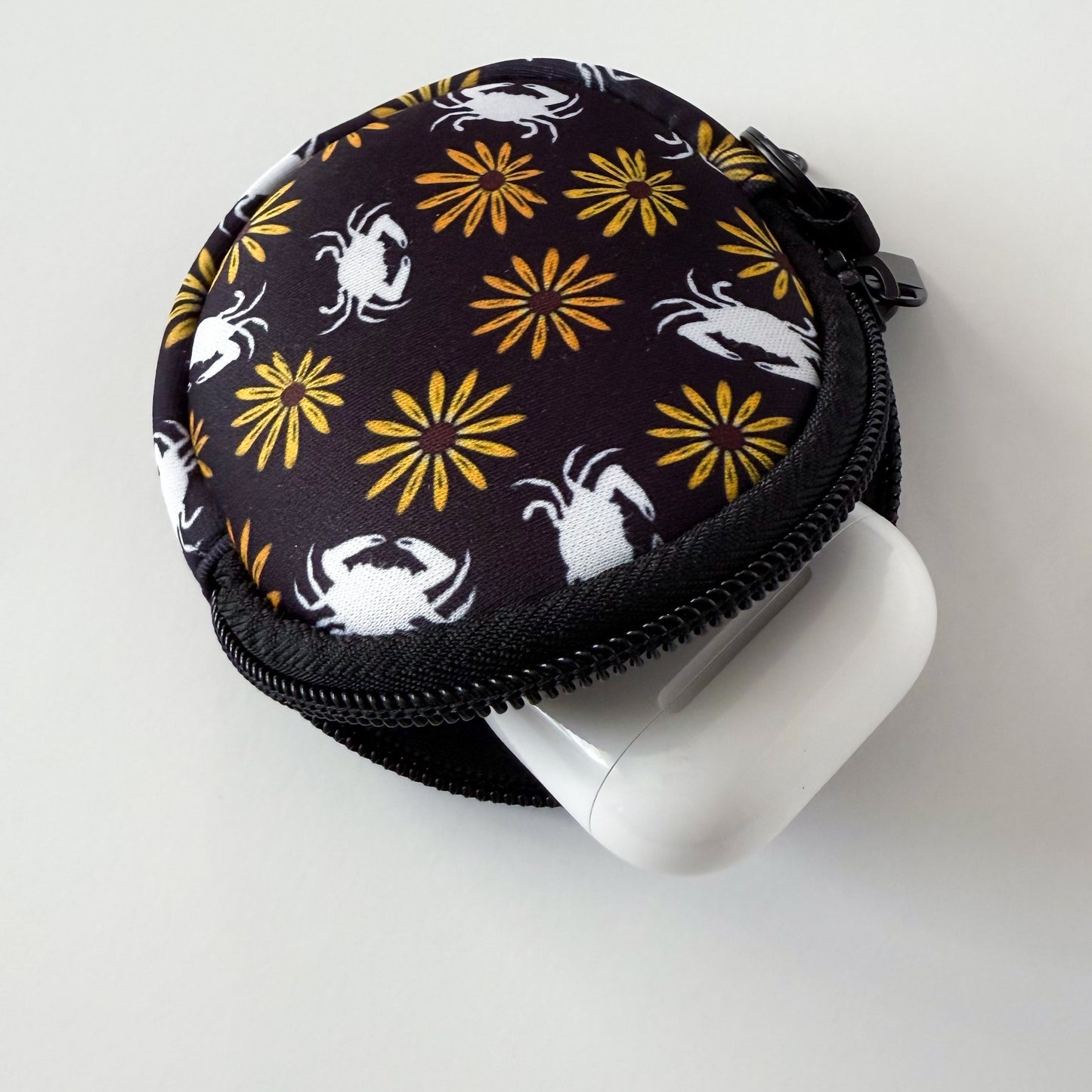 Black Maryland Crab Flower Patterned Coin Purse