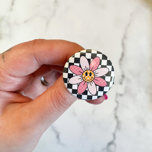 Retro Checkered Flower Button / Badge (Buy 4 Get 1 FREE)